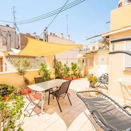 Atico De Lujo Plaza Ayuntamiento Apartment *